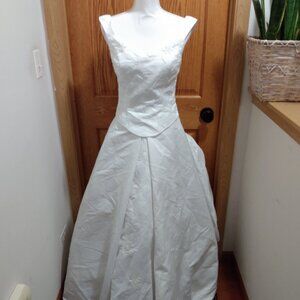Merry Max Size 8 Wedding Dress